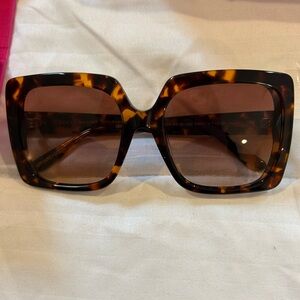 Tortoise Shell Square Sunglasses
